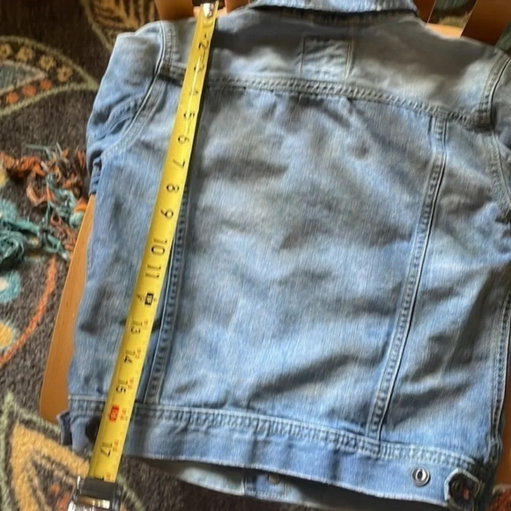GAP Kids Girls Large (10-11) Graphic Jean Jacket‎ With Patches Light Wash Cotton